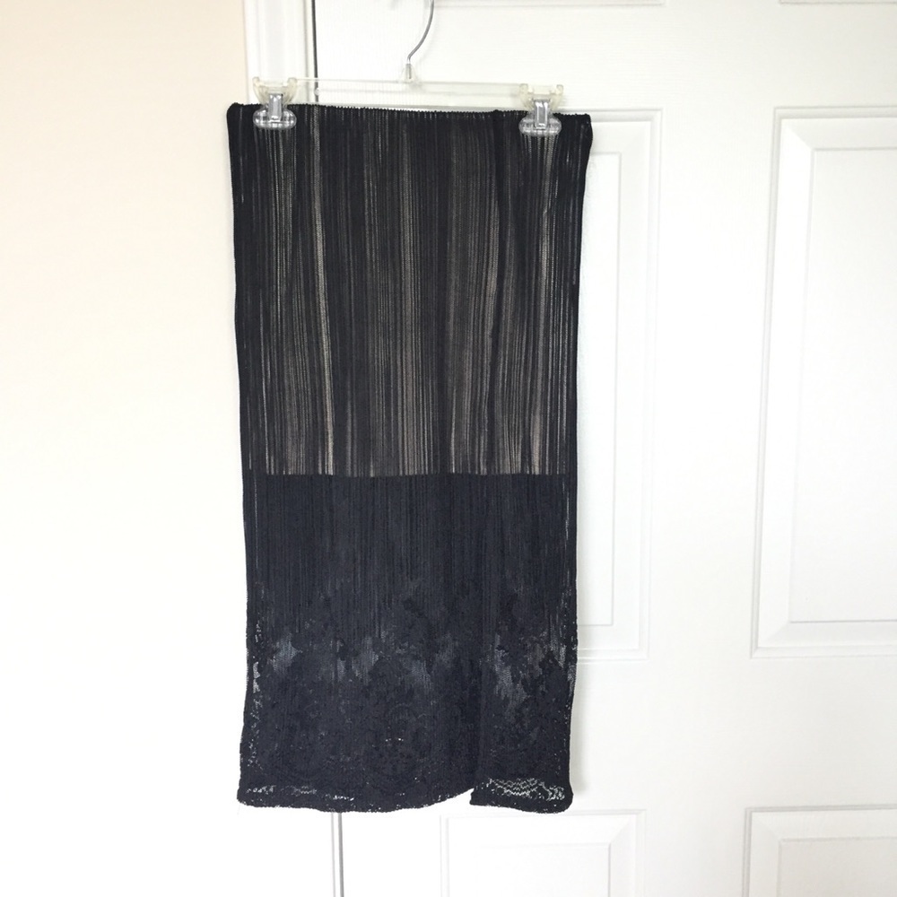Sienna Sky Sheer Skirt Black Lace Size M - Picture 3 of 8